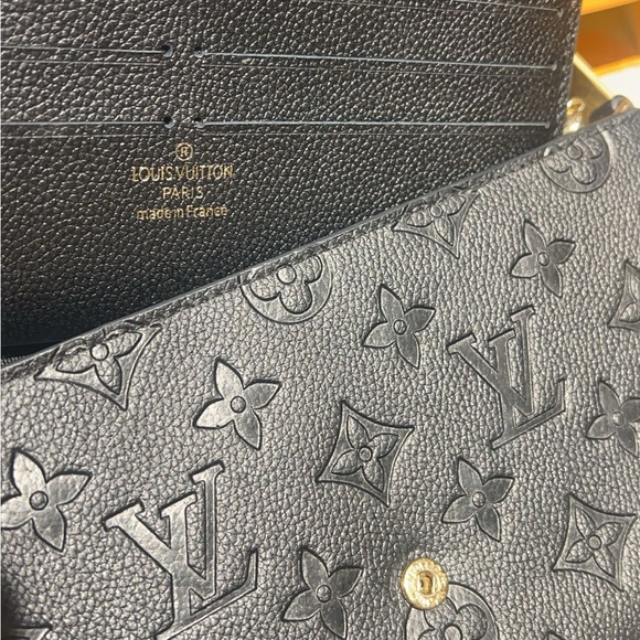 LV Cross-Body - Picture 3 of 3